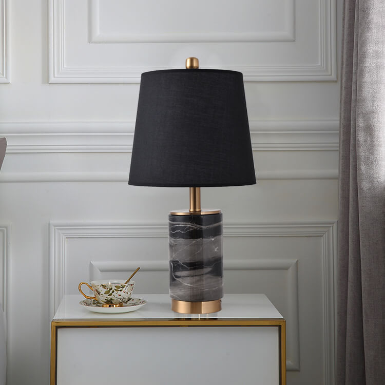 Lampe de table à 1 lumière avec base en colonne de marbre et abat-jour en tissu de luxe nordique 