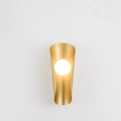 Nordic Creative Iron Column Glass Ball 1-Licht-Wandleuchte