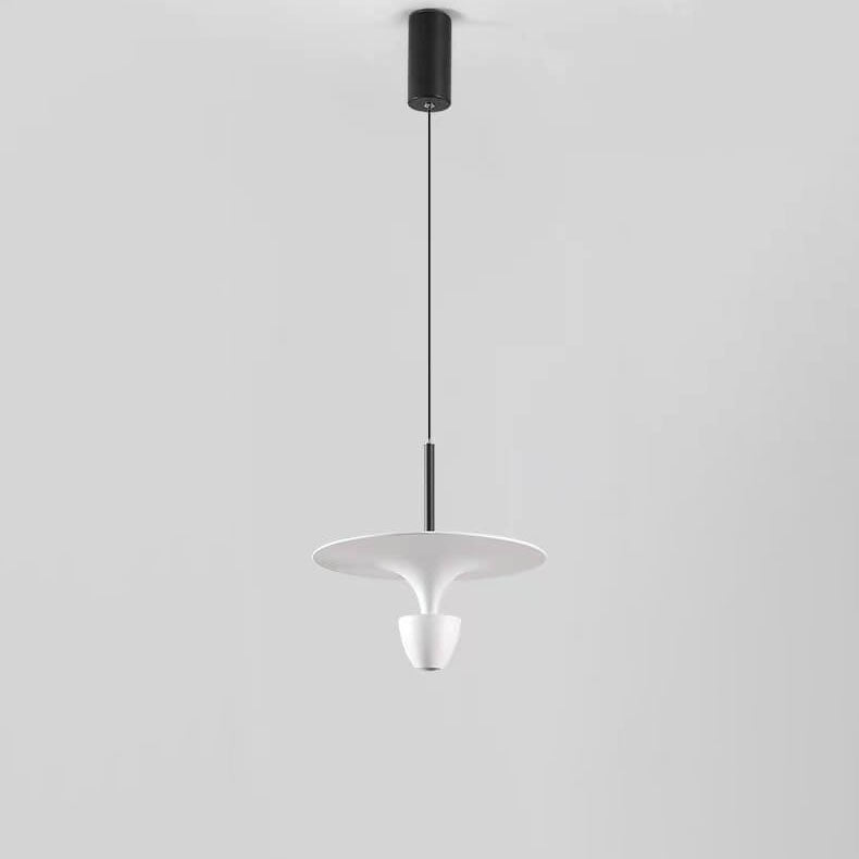 Nordic Creative Round Head LED 1-Licht Pendelleuchte aus Schmiedeeisen 