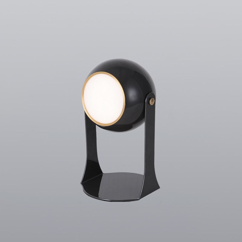 مصباح طاولة LED USB محمول قابل للتدوير من Nordic Creative Orb 