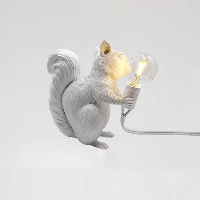 Vintage Creative Resin Squirrel 1-Light Decoration Table Lamp