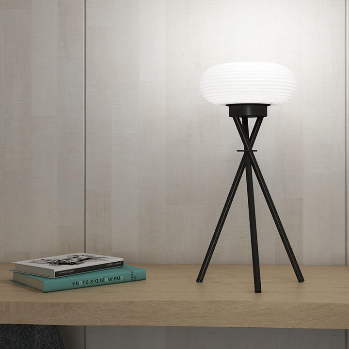 Moderne minimalistische runde Stativ-Eisen-Acryl-LED-Tischlampe für das Schlafzimmer 