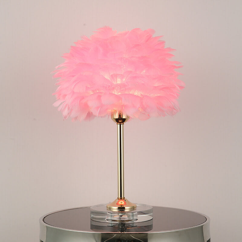Lampe de table moderne à 1 lumière avec base en cristal et plumes 