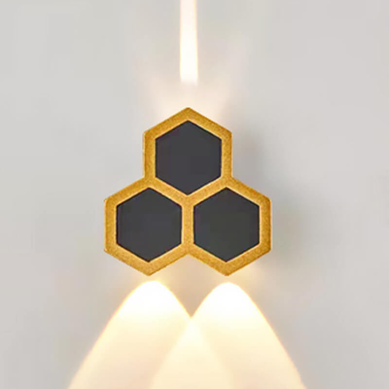 Einfache sechseckige Kombinations-Schwarz-Gold-LED-Wandleuchte für den Außenbereich 