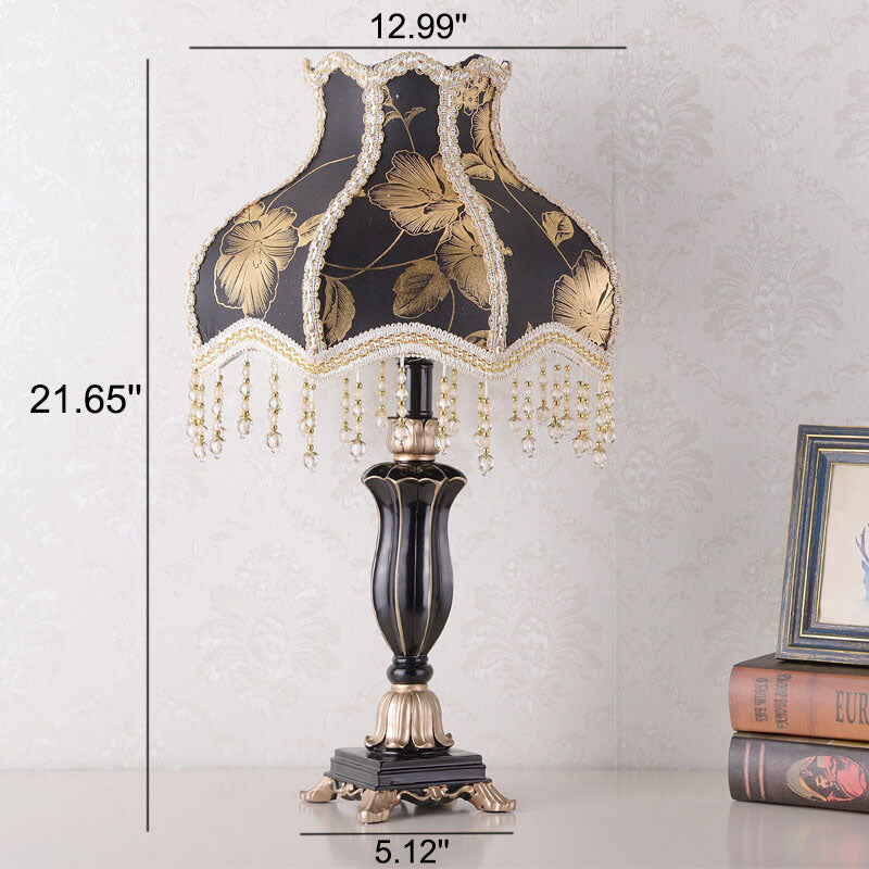 Modern European-style Fabric Petal-shaped 1-Light Table Lamp