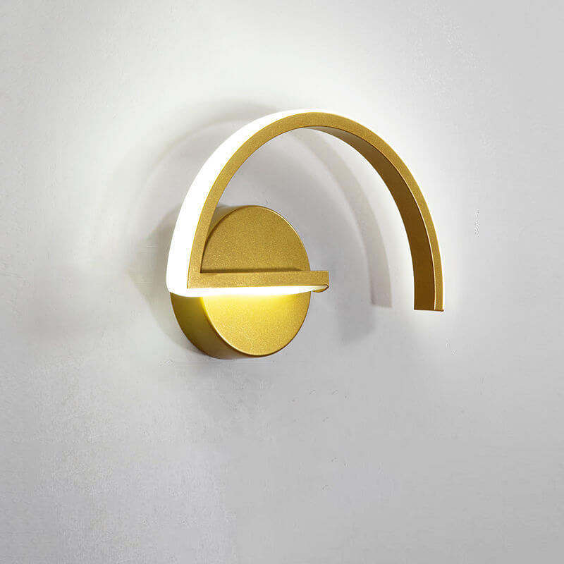 Moderne kreative halbrunde Eisen-LED-Wandleuchte 