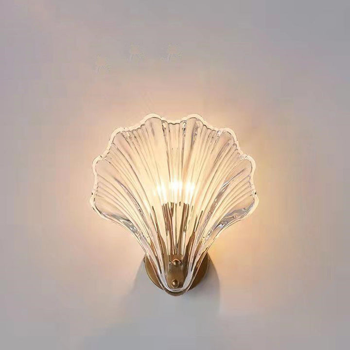 Contemporary Luxury Shell Glass Brass Finish Frame 1-Light Wall Sconce Lamp For Bedroom