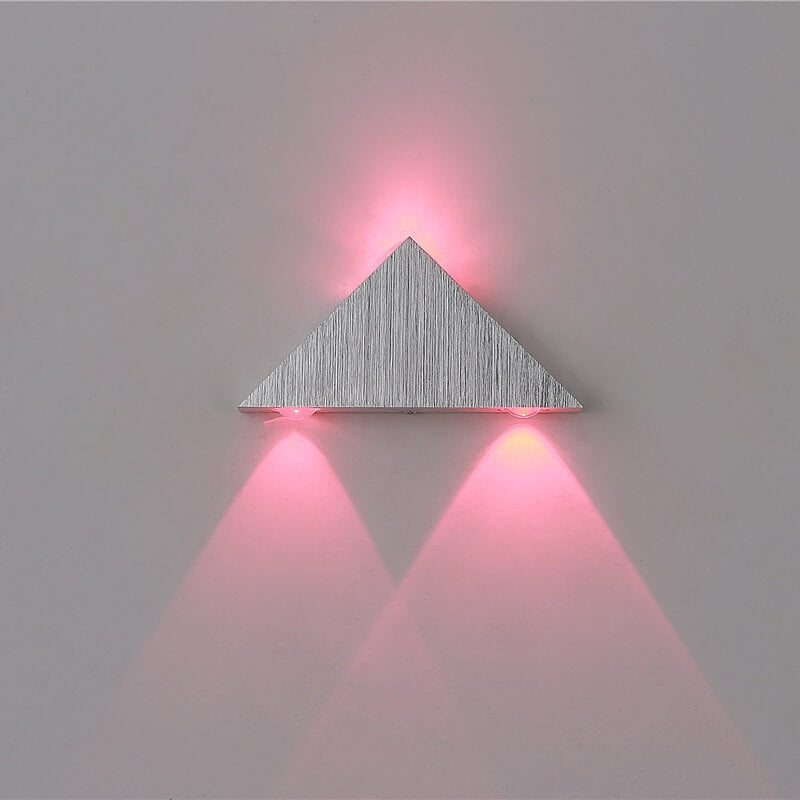 مصباح حائط LED مثلثي حديث مصنوع من الألومنيوم 