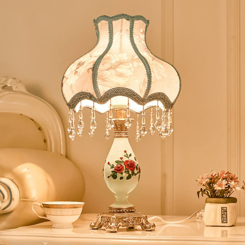 European Retro Light Luxury Carving Resin Fabric Alloy 1-Light Table Lamp