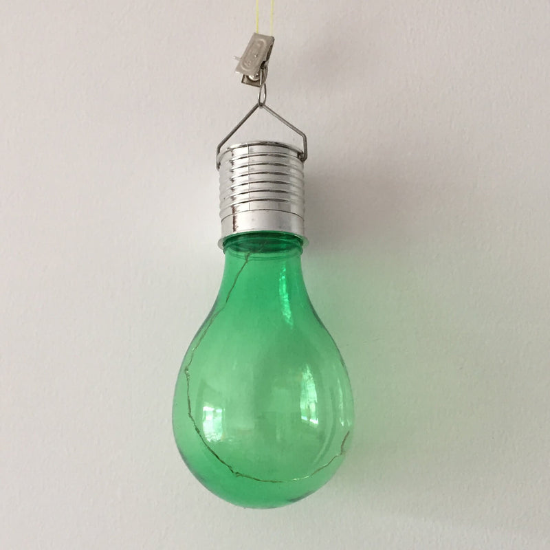 Kreative Farbbirnen aus Kunststoff, Solar-LED-Hängeleuchte für den Außenbereich 