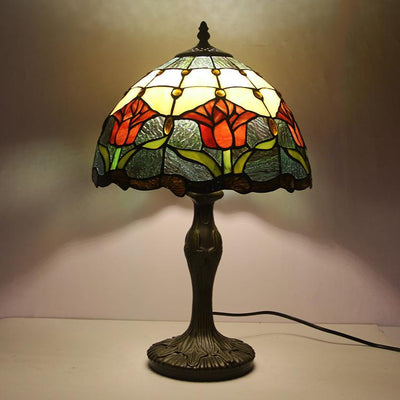 Lámpara de mesa de vidrio teñido Tiffany decorativa europea de 1 luz 