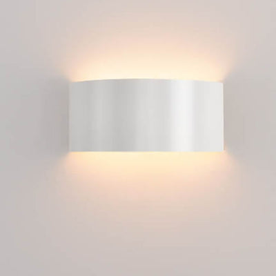 ミニマリスト ソリッドカラー アイアン ハーフサークル LED ウォール スコンス ランプ 