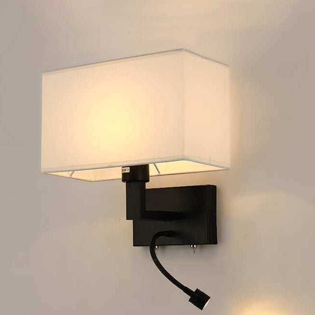 Moderne minimalistische rechteckige Eisenstoff-Wandleuchte mit zwei Lichtern in Uni-Farbe 