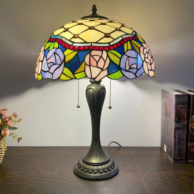 Lampe de Table en Verre Tiffany Européenne à Fleurs avec 2 Lumières 