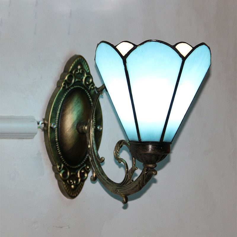 Traditional Tiffany Baroque Stained Glass Iron Round Bowl 1-Light Wall Sconce Lamp for Living Room