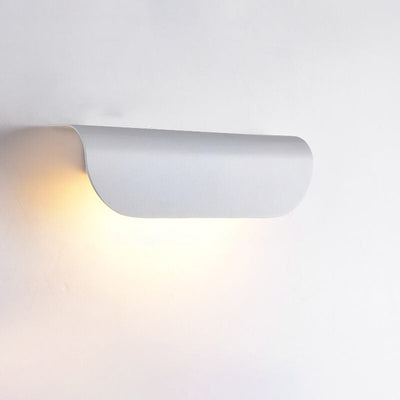 مصباح حائط خارجي مقاوم للماء LED على شكل منحني حديث 
