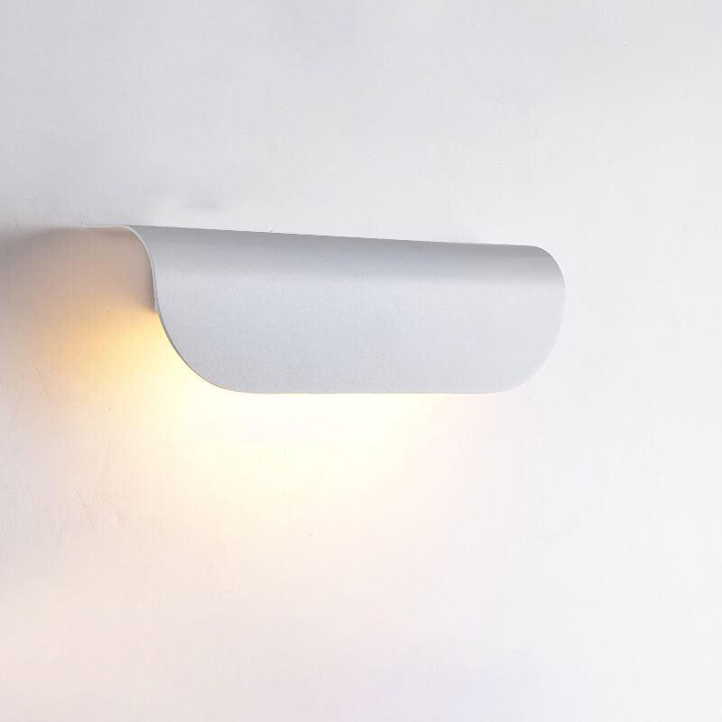 مصباح حائط خارجي مقاوم للماء LED على شكل منحني حديث 