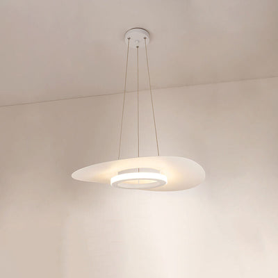 Moderne, minimalistische LED-Pendelleuchte aus Aluminium in Hutform 