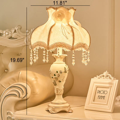 European Retro Light Luxury Carving Resin Fabric Alloy 1-Light Table Lamp