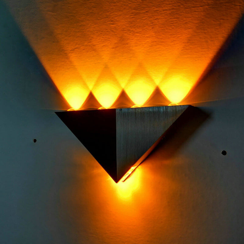 Modern Creative Aluminum Acrylic Stereo Triangle Pyramid Design LED Wall Sconce Lamp