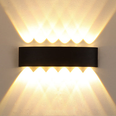 Applique murale moderne extérieure à arc vers le haut et vers le bas LED étanche 
