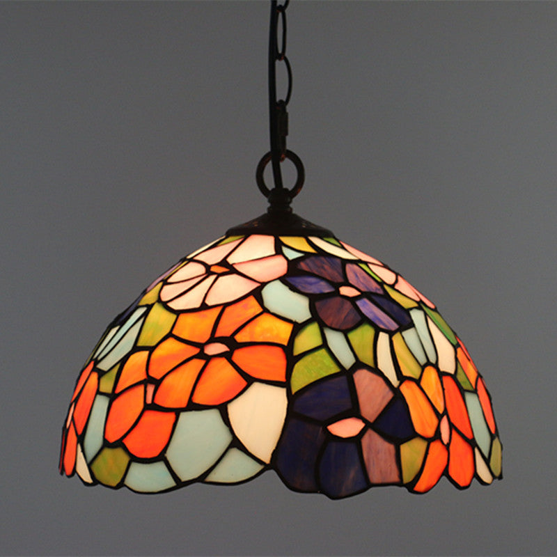 Traditionelle 1-flammige Tiffany-Pendelleuchte mit Blumenmotiv aus Buntglas und Eisenschirm für Wohn- und Schlafzimmer 