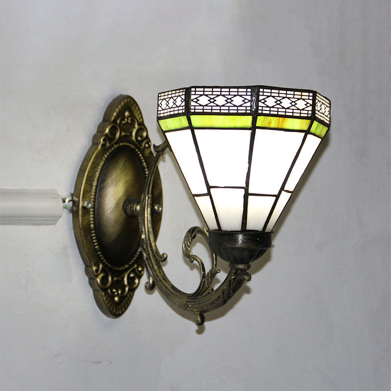 European Tiffany Stained Glass Round 1-Light Wall Sconce Lamp