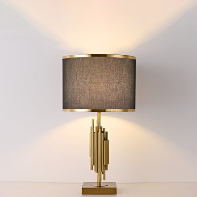 Lampe de table moderne minimaliste en tissu imitation cuivre à 1 lumière 