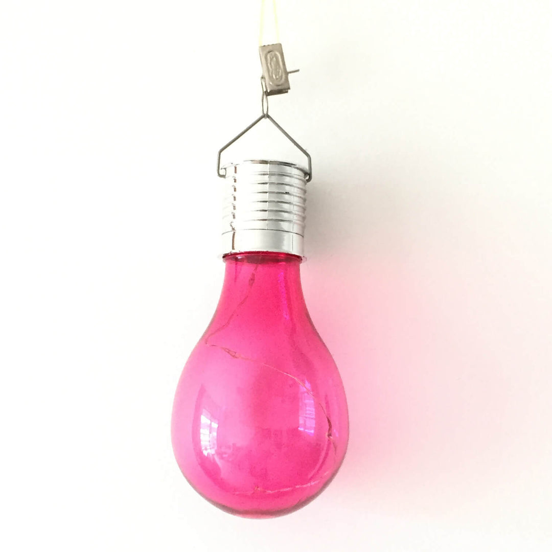 Ampoules de couleur créatives en plastique LED solaire de jardin suspendue 
