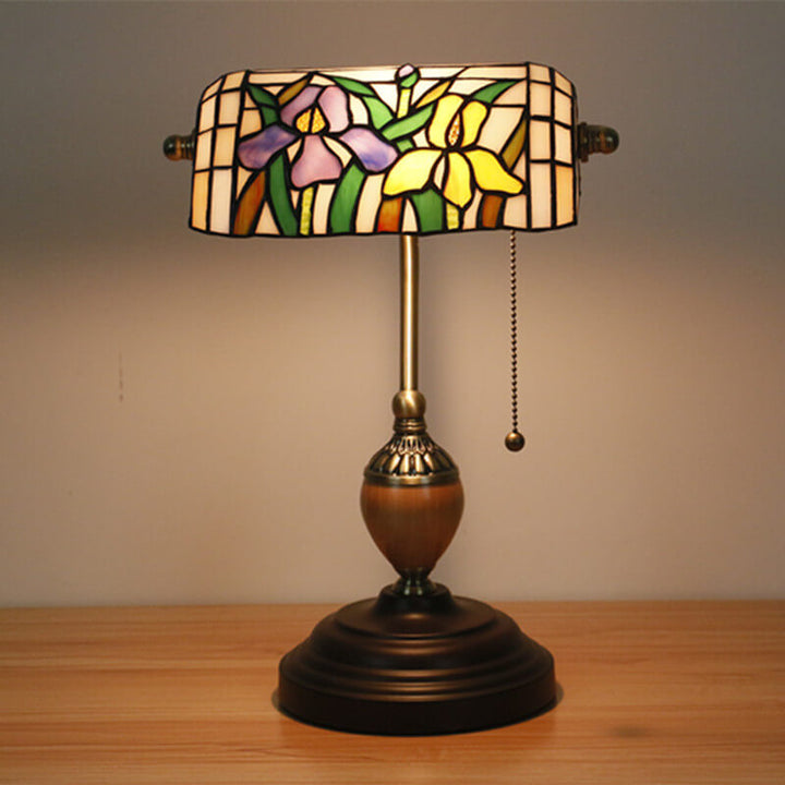 Europäische Tiffany-Blumen-Glas 1-Licht Banker Tischlampe 