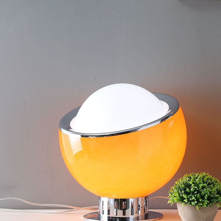 Lampe de table à 1 lumière en verre et fer à tête ronde moderne et colorée 
