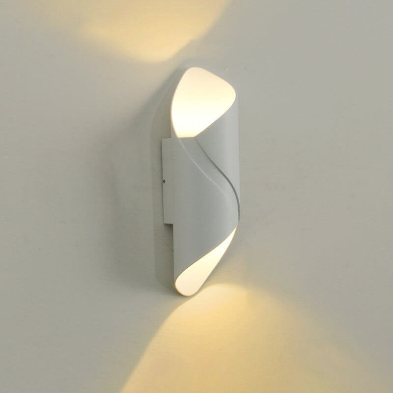 مصباح حائط LED حديث إبداعي مزدوج الرأس من الألومنيوم والأكريليك 