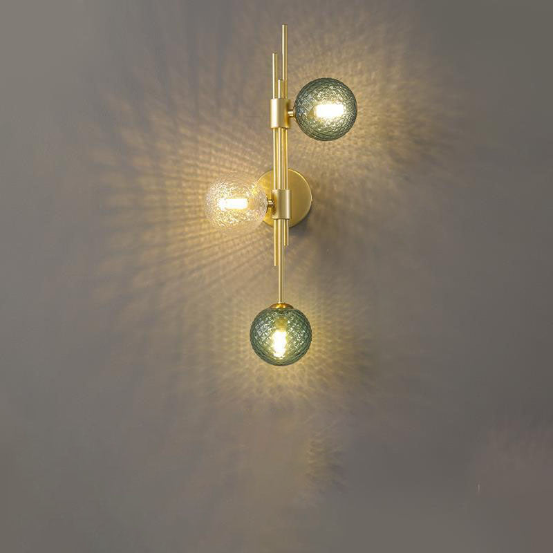 Europäische Vintage minimalistische Orb Hardware Glas 3-Licht-Wandleuchte 