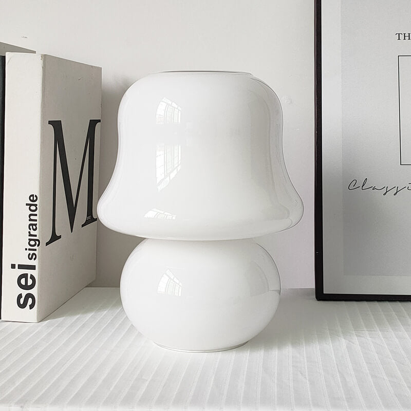 Französische Creme Handgefertigte Glas Pilz 1-Licht Tischlampe 