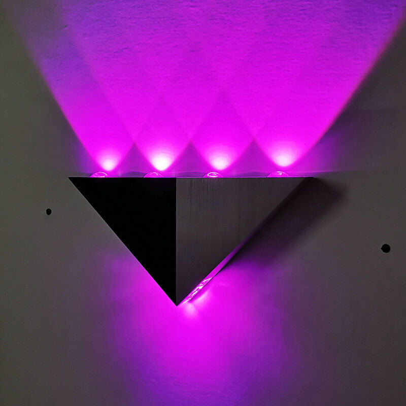 مصباح حائط LED بتصميم هرمي مثلثي استريو من الألمنيوم الأكريليكي العصري المبتكر 