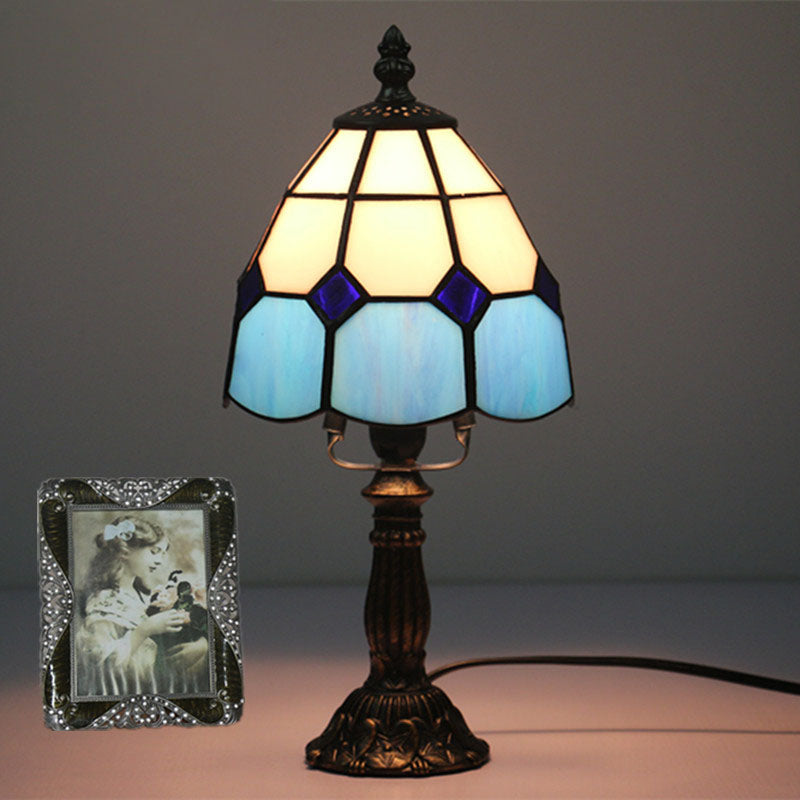 Lámpara de Mesa de 1 Luz con Pantalla de Vidrio Tiffany en Estilo Europeo 